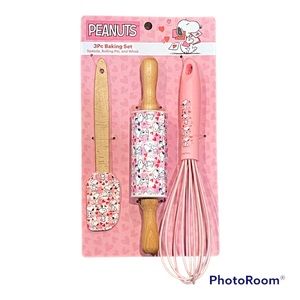 Peanuts Valentine’s 3pc baking set